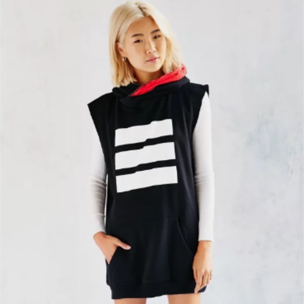 Adidas Berlin Hooded Dress Sweatshirt Trefoil 3 Stripe Black/White